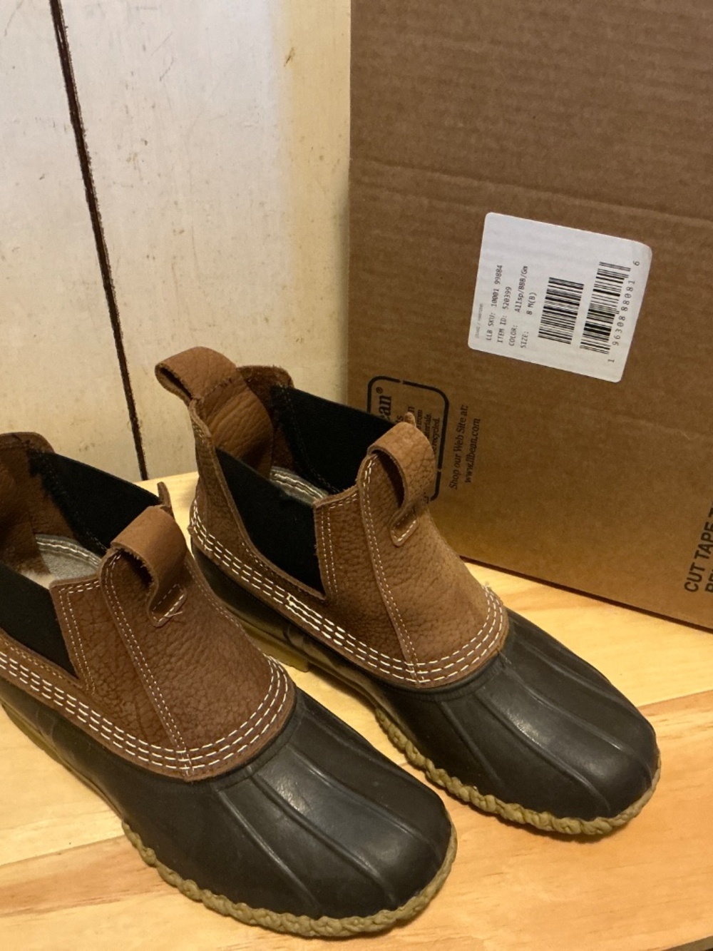 Chelsea Bean Boots - Picture 2 of 6